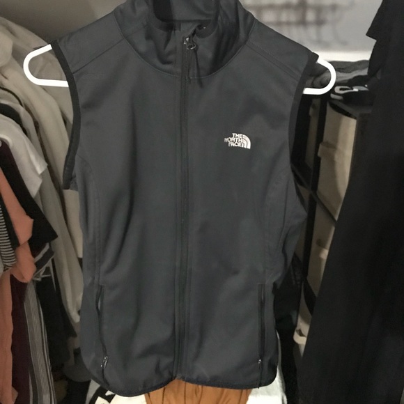 North face vest - Picture 2 of 3
